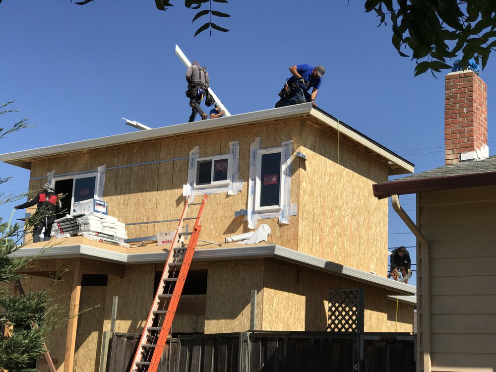 San Jose Roofing - Pro Roofing Working - San Jose, CA